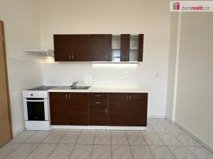 Pronájem bytu 2+kk, Zruč nad Sázavou, náměstí Míru, 35 m2