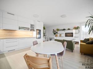 Prodej bytu 3+kk, Hradec Králové, Antonína Petrofa, 103 m2