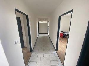 Pronájem výrobních prostor, Cheb, Kamenická, 200 m2