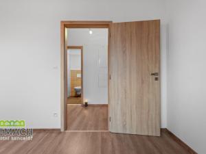 Pronájem bytu 2+kk, Náchod, Bartoňova, 61 m2