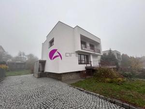 Pronájem rodinného domu, Charváty, 250 m2