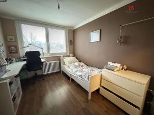 Prodej bytu 4+1, Kamenice, Sídliště II, 84 m2