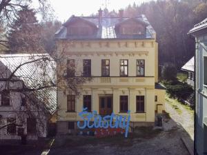 Prodej atypického bytu, Černý Důl, 78 m2