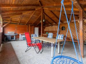 Prodej rodinného domu, Kadaň, Třešňová, 405 m2