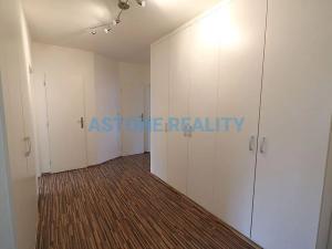 Pronájem bytu 4+1, Praha - Smíchov, K Závěrce, 97 m2