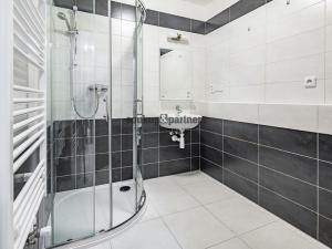 Pronájem bytu 2+kk, Jesenice, Cedrová, 71 m2