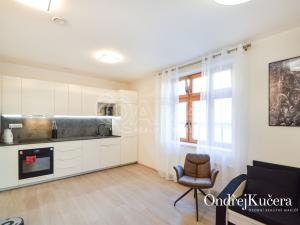 Pronájem bytu 2+kk, Praha - Strašnice, Krátká, 45 m2