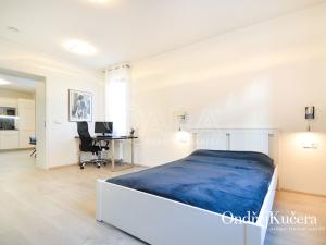 Pronájem bytu 2+kk, Praha - Strašnice, Krátká, 45 m2