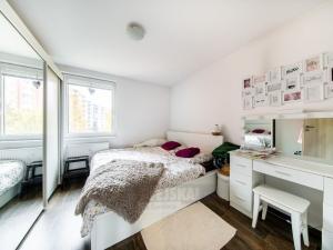 Prodej bytu 3+1, České Budějovice - České Budějovice 2, Lhenická, 78 m2