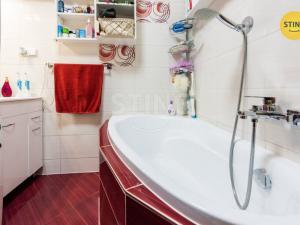 Prodej bytu 3+1, Suchohrdly u Miroslavi, 90 m2