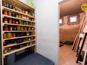 Prodej bytu 3+1, Suchohrdly u Miroslavi, 90 m2