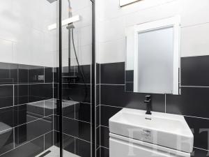 Pronájem bytu 1+kk, Praha - Žižkov, Milíčova, 29 m2