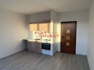 Pronájem bytu 1+kk, Tanvald, U Školky, 30 m2