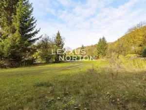 Prodej pozemku pro bydlení, Praha - Troja, V Podhoří, 1763 m2