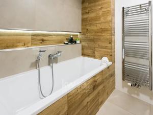 Prodej bytu 4+kk, Praha - Břevnov, Na Petynce, 101 m2