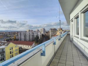 Pronájem kanceláře, České Budějovice - České Budějovice 3, Pražská tř., 258 m2