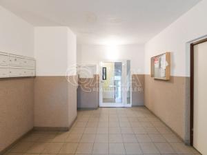 Pronájem bytu 3+1, Praha - Hostivař, Bělinského, 84 m2