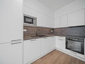 Pronájem bytu 2+kk, Praha - Chodov, Líbalova, 43 m2