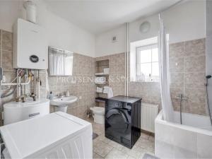 Prodej ubytování, Pardubice, Žižkova, 250 m2