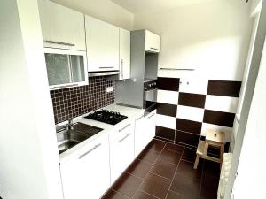 Prodej bytu 1+1, Ostrava - Poruba, Alžírská, 27 m2