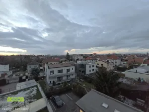 Pronájem kanceláře, Uherské Hradiště, Dlouhá, 65 m2