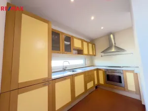 Pronájem bytu 5+kk, Praha - Liboc, Za vokovickou vozovnou, 105 m2