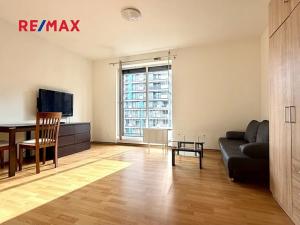 Pronájem bytu 1+kk, Praha - Malešice, Nad úžlabinou, 36 m2