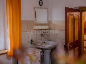 Prodej rodinného domu, Nové Mitrovice, 101 m2