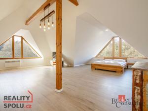 Prodej ubytování, Horní Lhota, 770 m2