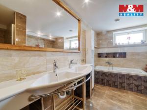 Prodej rodinného domu, Planá - Týnec, 252 m2