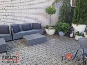 Prodej atypického bytu, Plzeň - Skvrňany, Na Pile, 469 m2