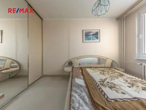 Prodej bytu 4+1, Praha - Černý Most, Generála Janouška, 77 m2