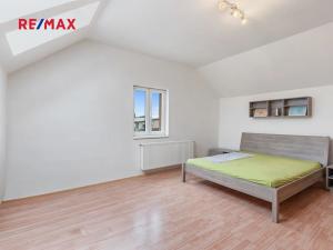 Prodej rodinného domu, Kounice, 192 m2