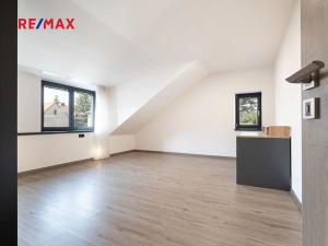 Prodej rodinného domu, Velká Dobrá, Pražská, 182 m2