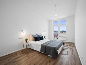 Pronájem bytu 2+kk, Praha - Vršovice, Bulharská, 46 m2