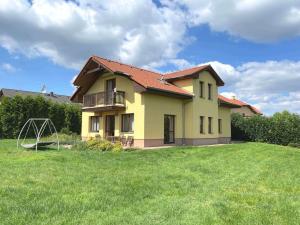 Pronájem rodinného domu, Trnová, 198 m2