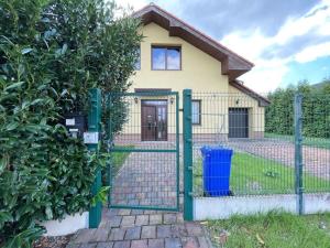 Pronájem rodinného domu, Trnová, 198 m2