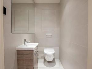 Pronájem bytu 4+kk, Praha - Radlice, Radlická, 119 m2