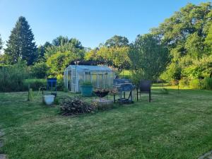 Prodej chaty, Hradec Králové - Plácky, Zahrádkářská osada U Labe, 38 m2