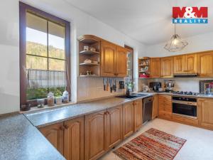 Prodej rodinného domu, Dolní Lomná, 240 m2