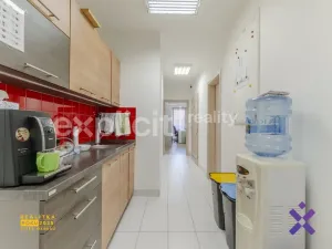 Prodej obchodního prostoru, Uherské Hradiště, Otakarova, 630 m2