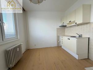 Pronájem bytu 1+1, Hradec Králové, třída Edvarda Beneše, 41 m2