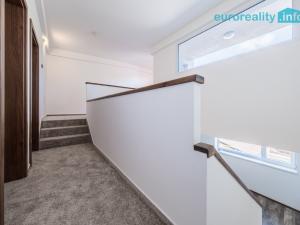 Pronájem bytu 3+kk, Bělá pod Bezdězem, Mladoboleslavská, 84 m2