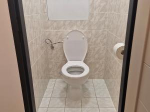 Pronájem bytu 2+kk, Praha, Podle Kačerova, 41 m2