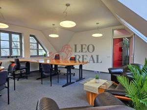 Pronájem kanceláře, Nový Jičín, Na Valech, 66 m2