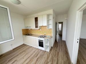 Prodej bytu 3+1, Jičín, Na jihu, 71 m2