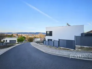 Prodej bytu 3+kk, Písek, Dolní, 84 m2