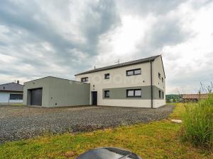 Prodej rodinného domu, Kornatice, 270 m2