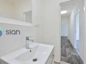 Prodej bytu 2+1, Ostrava - Dubina, Václava Košaře, 44 m2