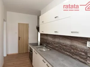 Pronájem bytu 3+1, Klášterec nad Ohří, Školní, 66 m2